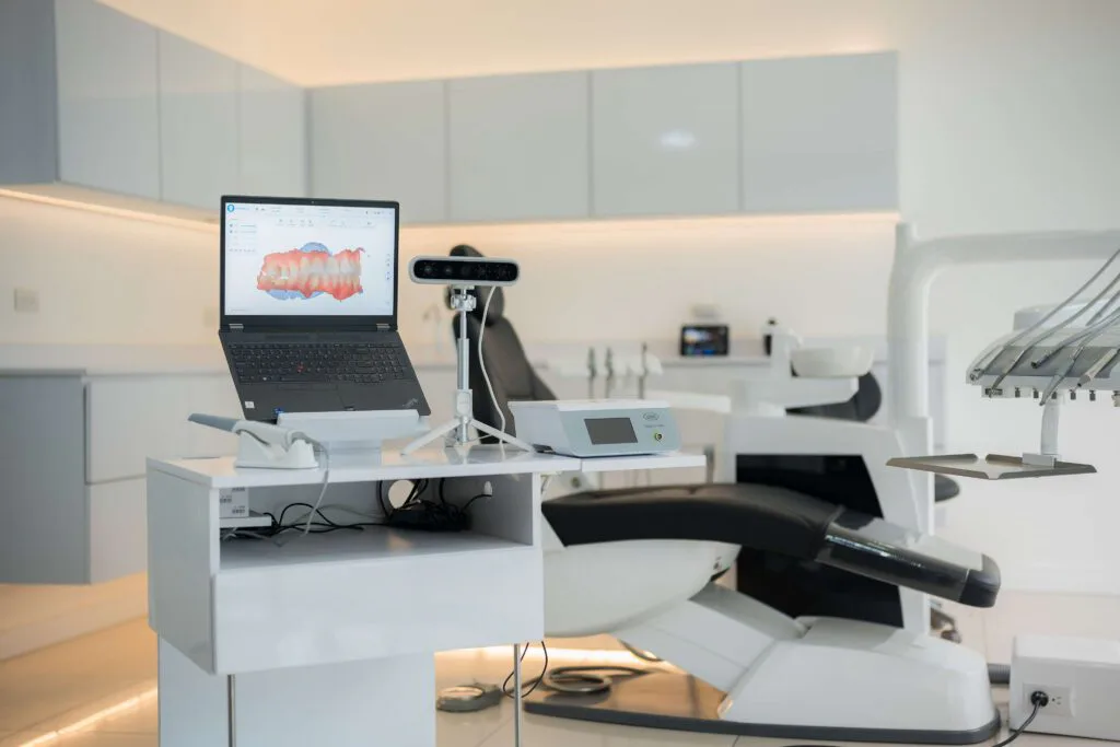 Intraoral scanning and digital capture workstation